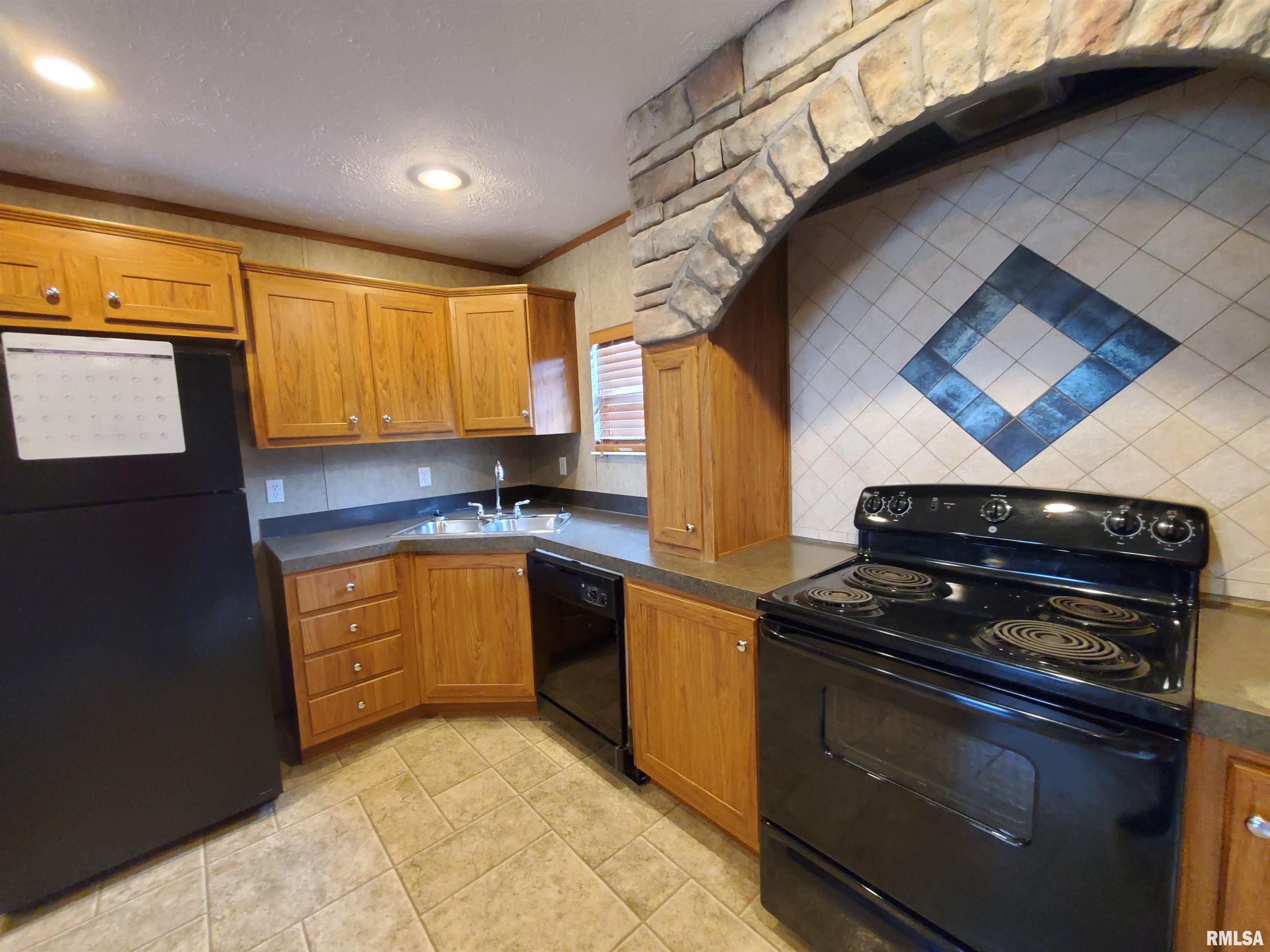 80 Wathen Road Harrisburg, IL 62946 - Photo 9 of 29 Gallery Image 9