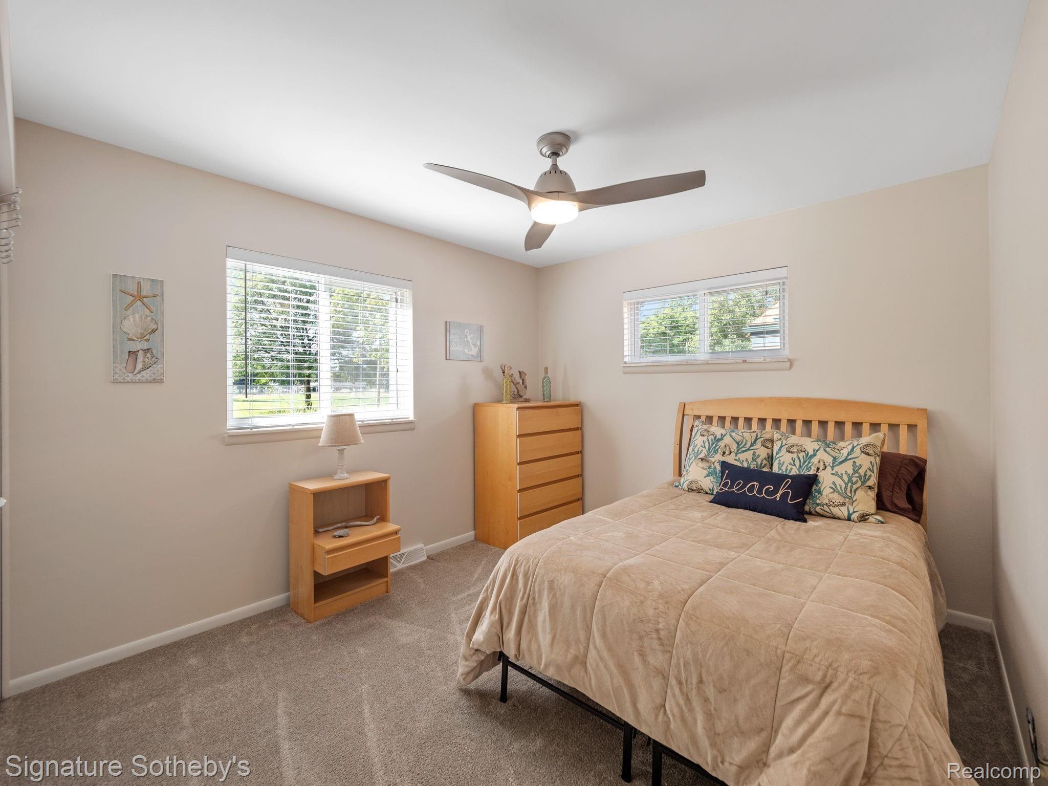 1930 Massoit Road Royal Oak, MI 48073 - Photo 22 of 37 39-web-or-mls-P4133577.jpg
