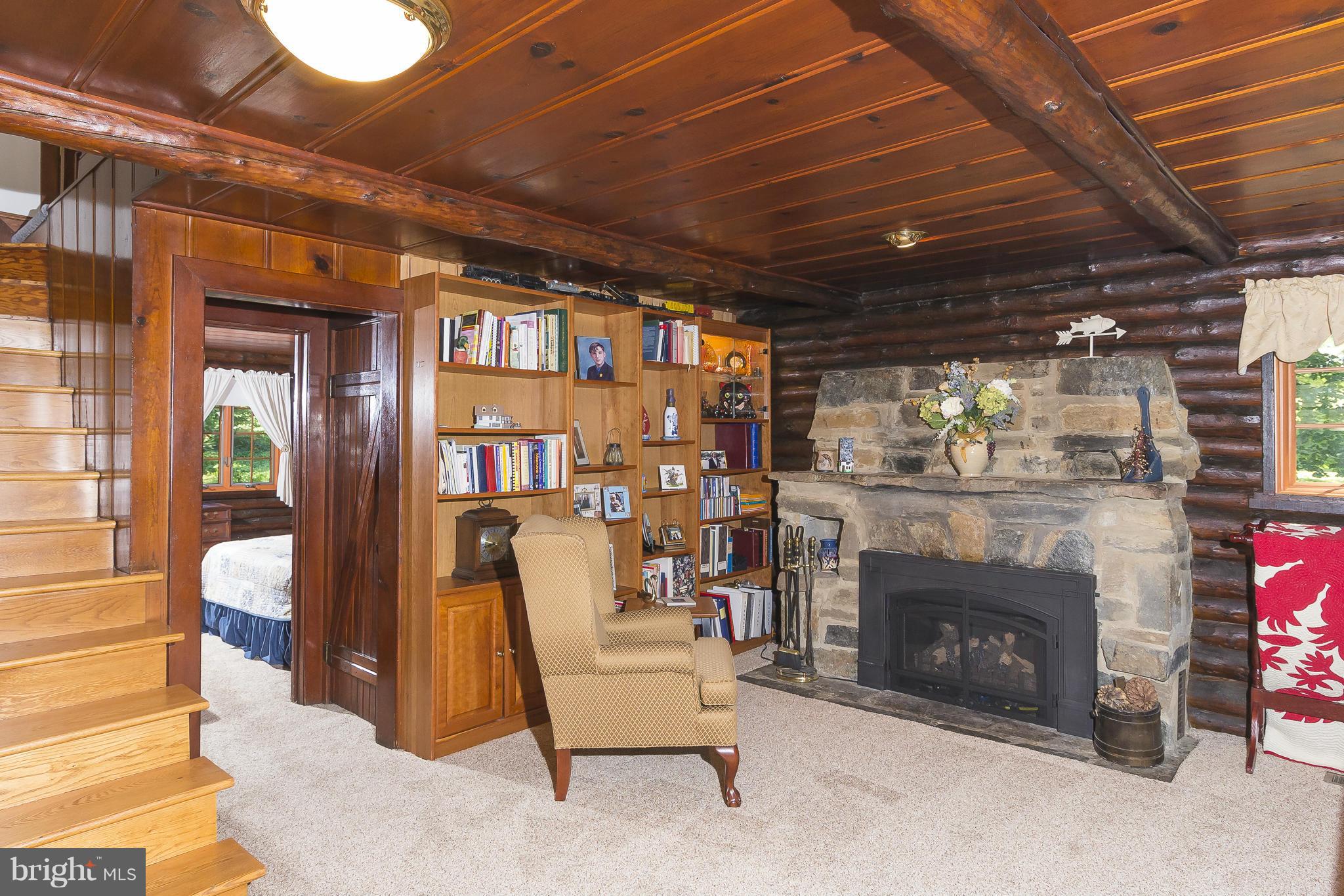 521 Rabbit Hill Road Riva, MD 21140 - Photo 7 of 30 Living Room
