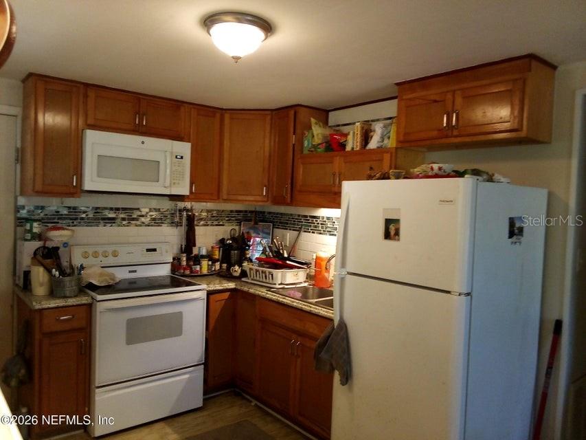 101 South Geraldo Road East Palatka, FL 32131 - Photo 12 of 28