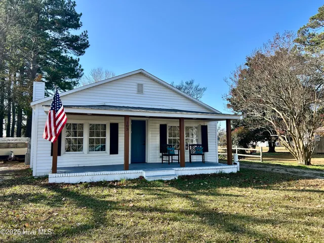 $179,900 | 103 West 5th Street, Hobgood, NC 27843