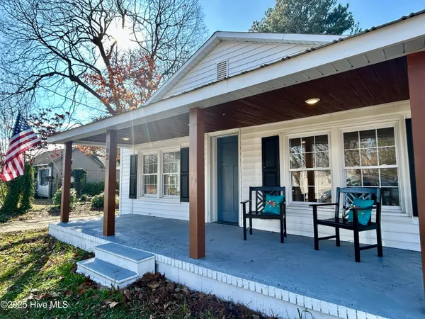 $179,900 | 103 West 5th Street, Hobgood, NC 27843