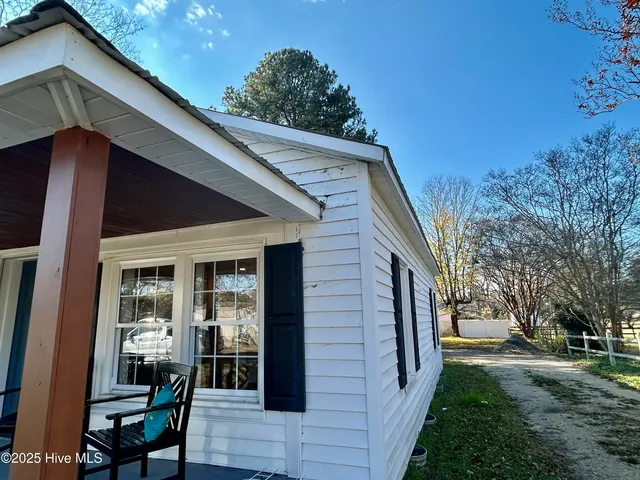 $179,900 | 103 West 5th Street, Hobgood, NC 27843