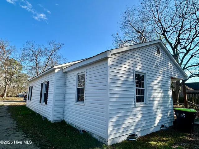 $179,900 | 103 West 5th Street, Hobgood, NC 27843