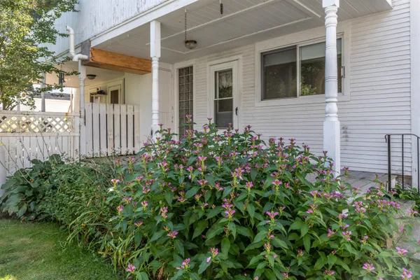$495,000 | 6 Randall Street, Unit 2, Waterbury, VT 05676