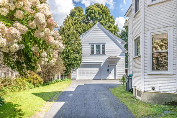 $495,000 | 6 Randall Street, Unit 2, Waterbury, VT 05676