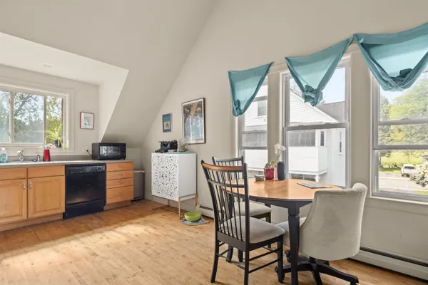 $495,000 | 6 Randall Street, Unit 2, Waterbury, VT 05676
