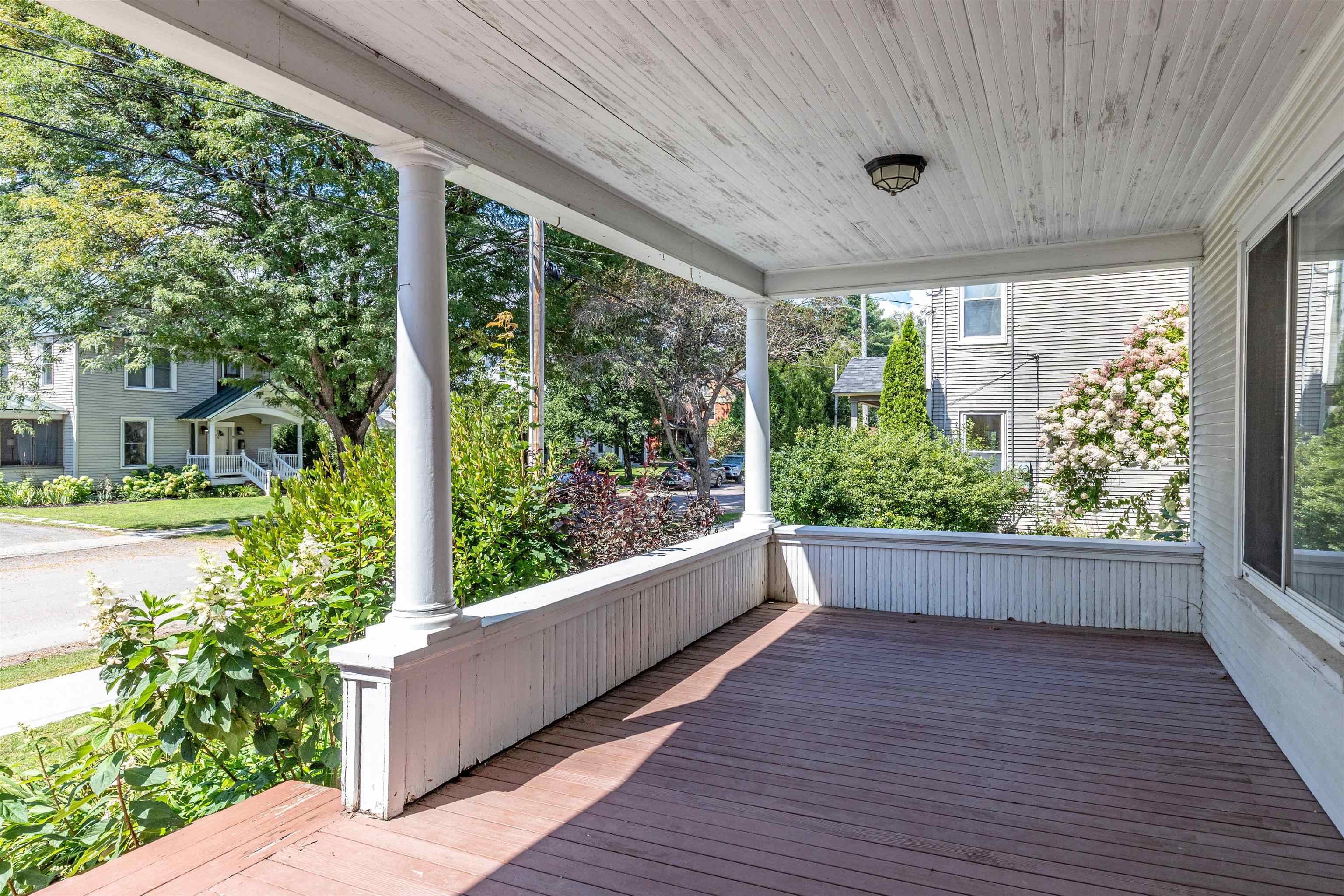 6 Randall Street, Unit 2 Waterbury, VT 05676 - Photo 5 of 30