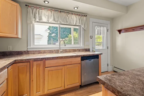 $495,000 | 6 Randall Street, Unit 2, Waterbury, VT 05676