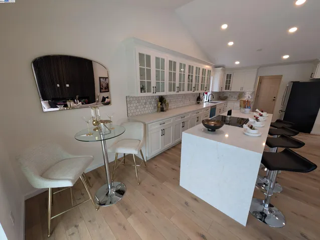 $999,999 | 5653 Drakes Drive, Discovery Bay, CA 94505