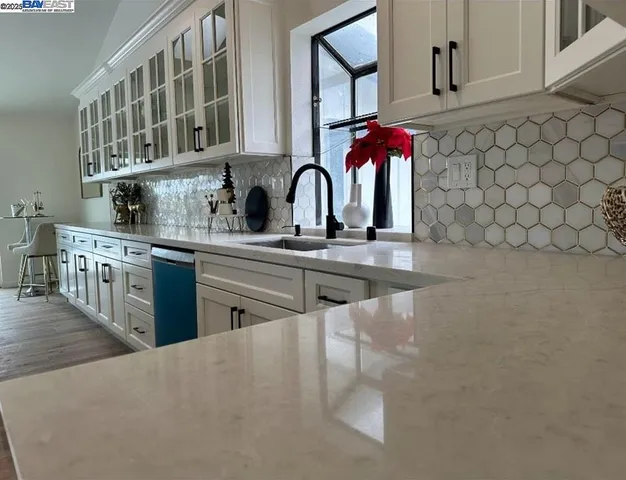 $999,999 | 5653 Drakes Drive, Discovery Bay, CA 94505