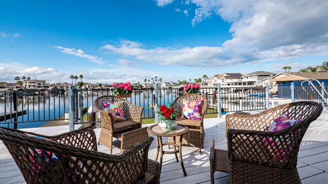 $999,999 | 5653 Drakes Drive, Discovery Bay, CA 94505