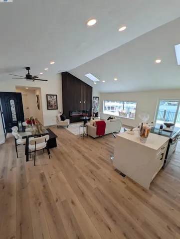 $999,999 | 5653 Drakes Drive, Discovery Bay, CA 94505