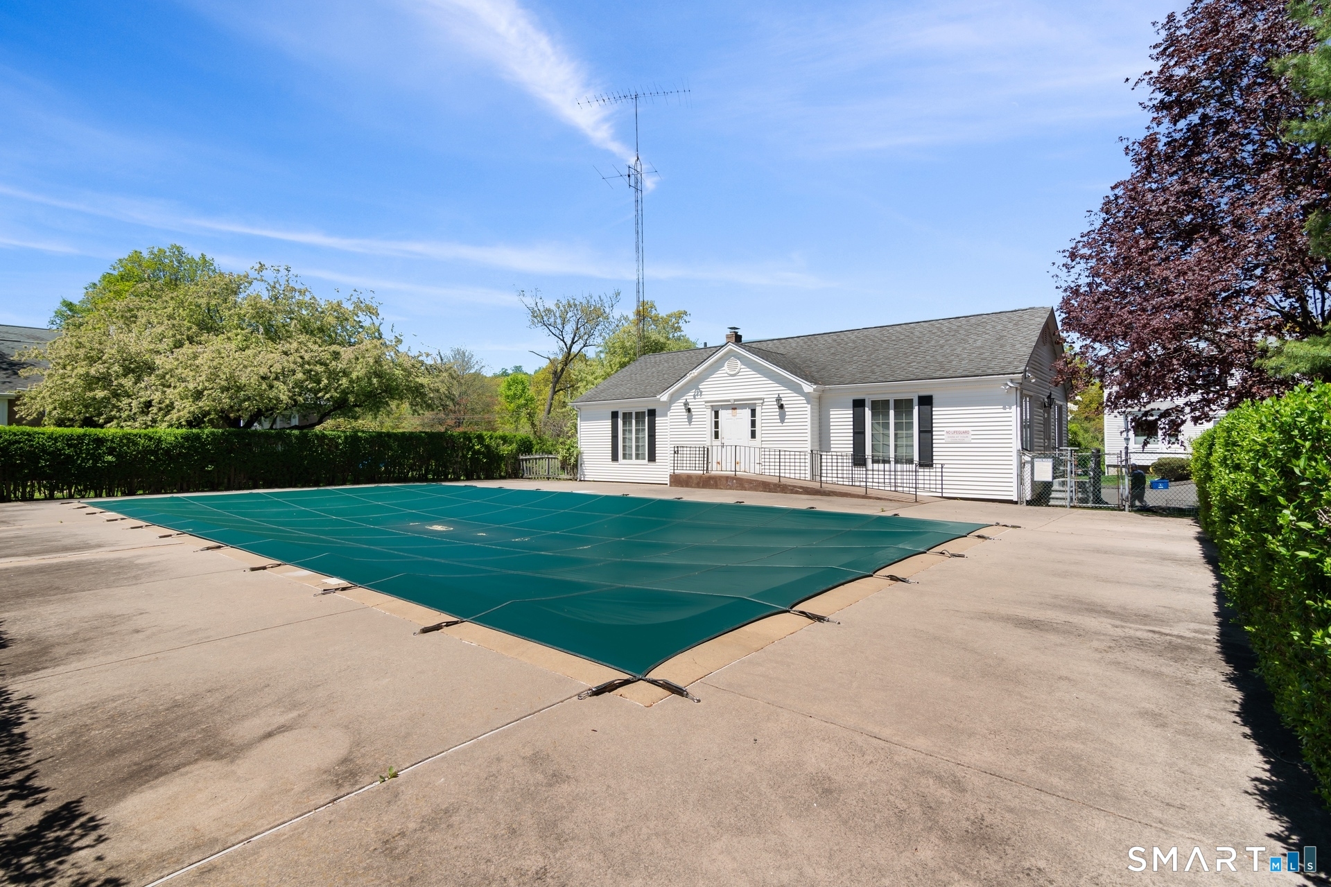 201 Jamestown Road, Unit 201 Stratford, CT 06614 - Photo 18 of 28