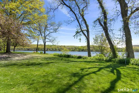 $425,000 | 201 Jamestown Road, Unit 201, Stratford, CT 06614