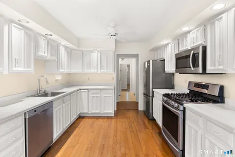 $425,000 | 201 Jamestown Road, Unit 201, Stratford, CT 06614