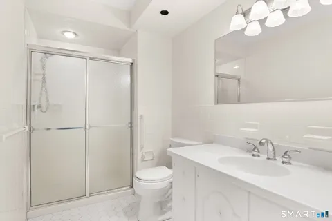 $425,000 | 201 Jamestown Road, Unit 201, Stratford, CT 06614