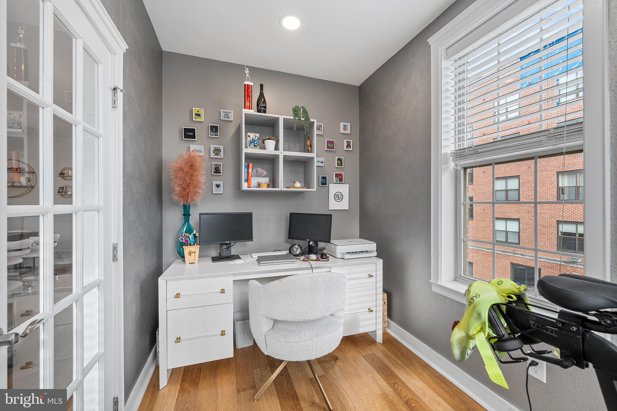 2401 Bainbridge Street Philadelphia, PA 19146 - Photo 18 of 39