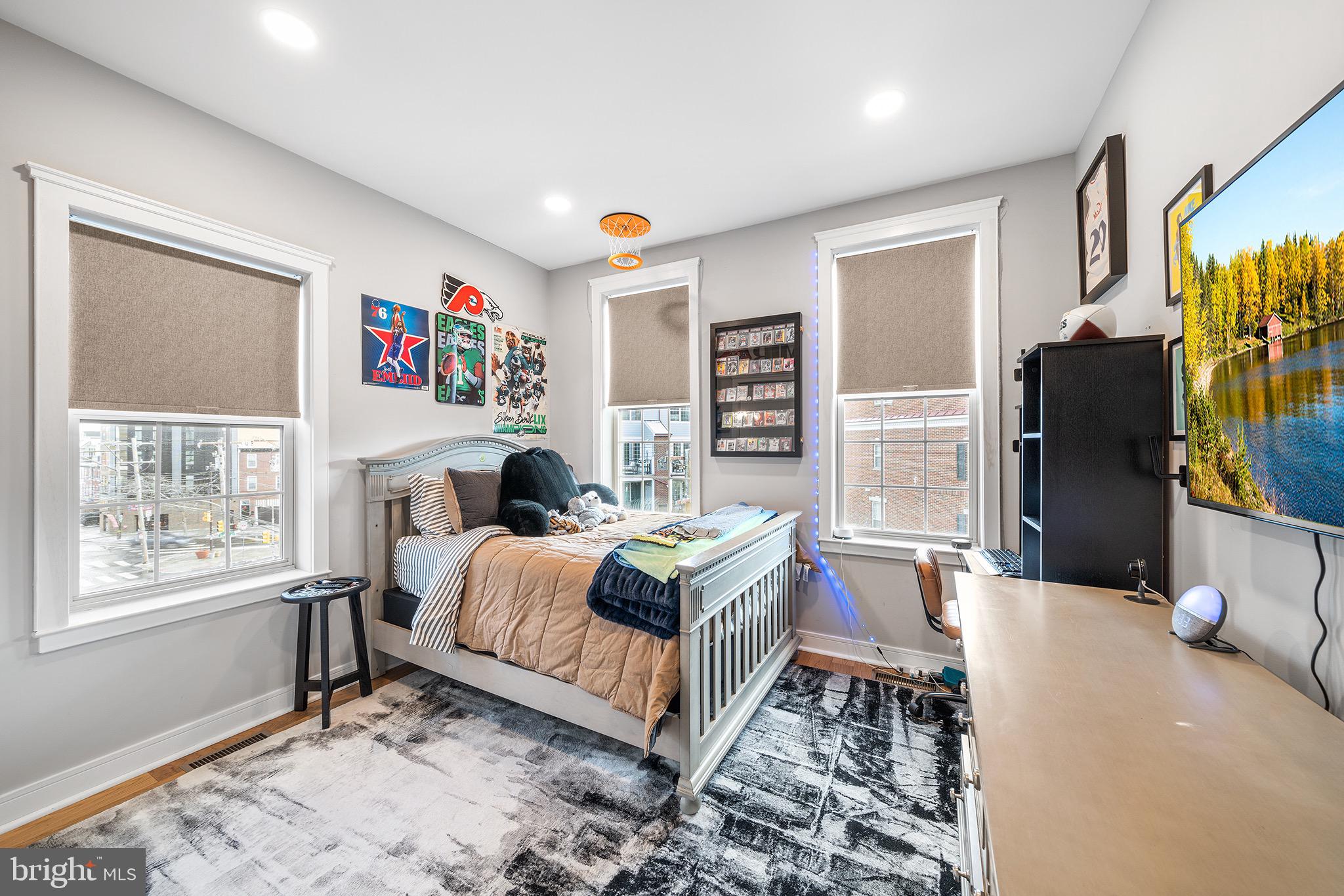 2401 Bainbridge Street Philadelphia, PA 19146 - Photo 29 of 39