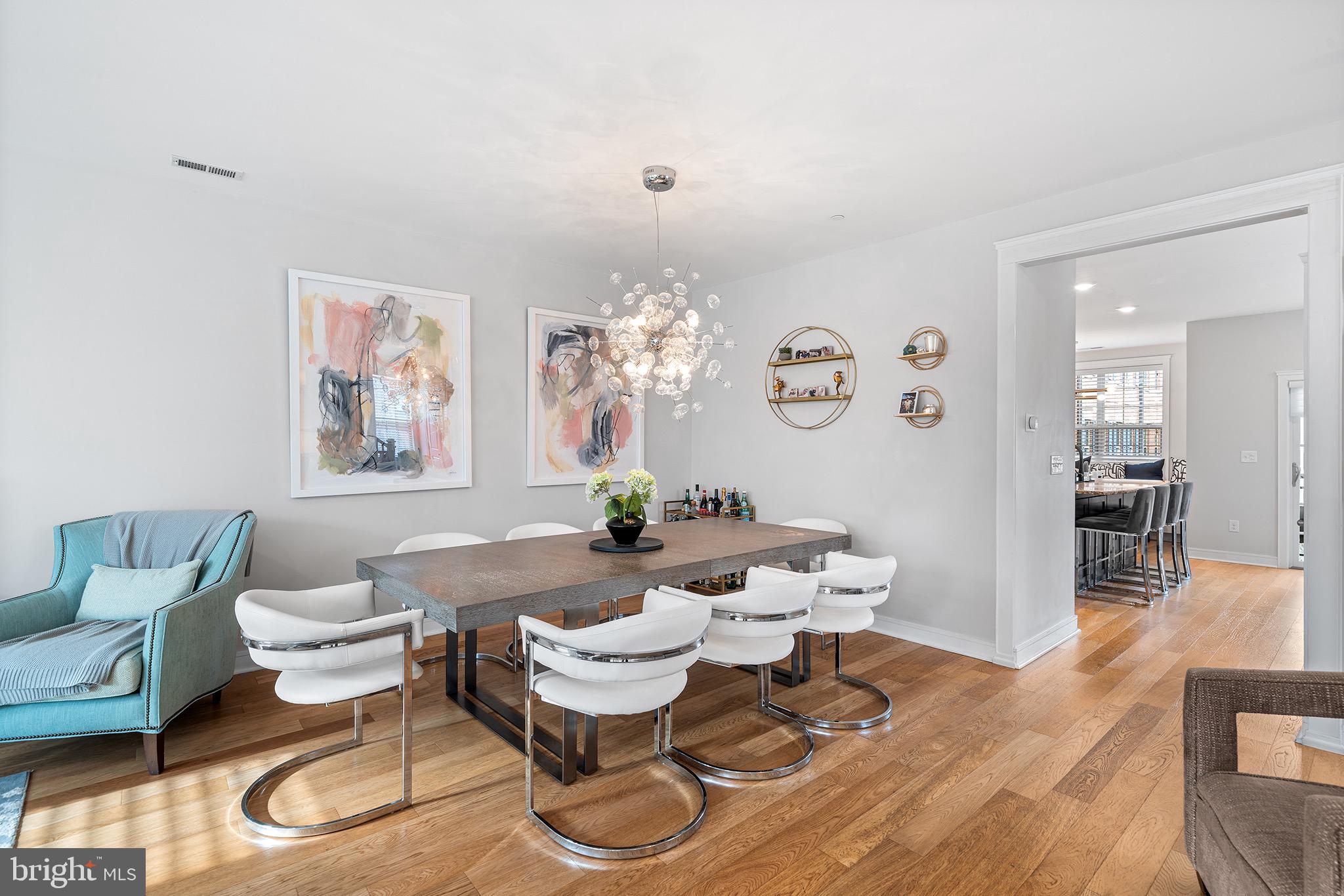 2401 Bainbridge Street Philadelphia, PA 19146 - Photo 5 of 39