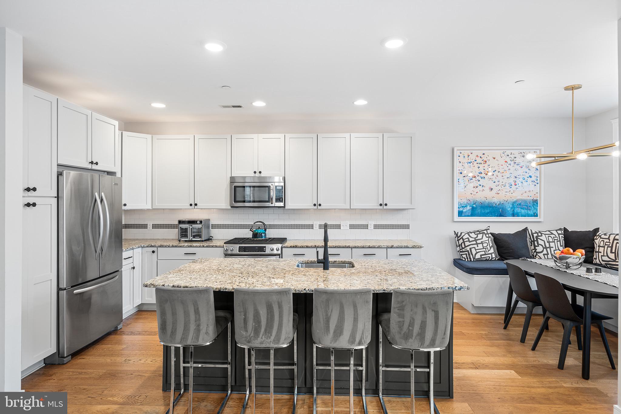 2401 Bainbridge Street Philadelphia, PA 19146 - Photo 10 of 39