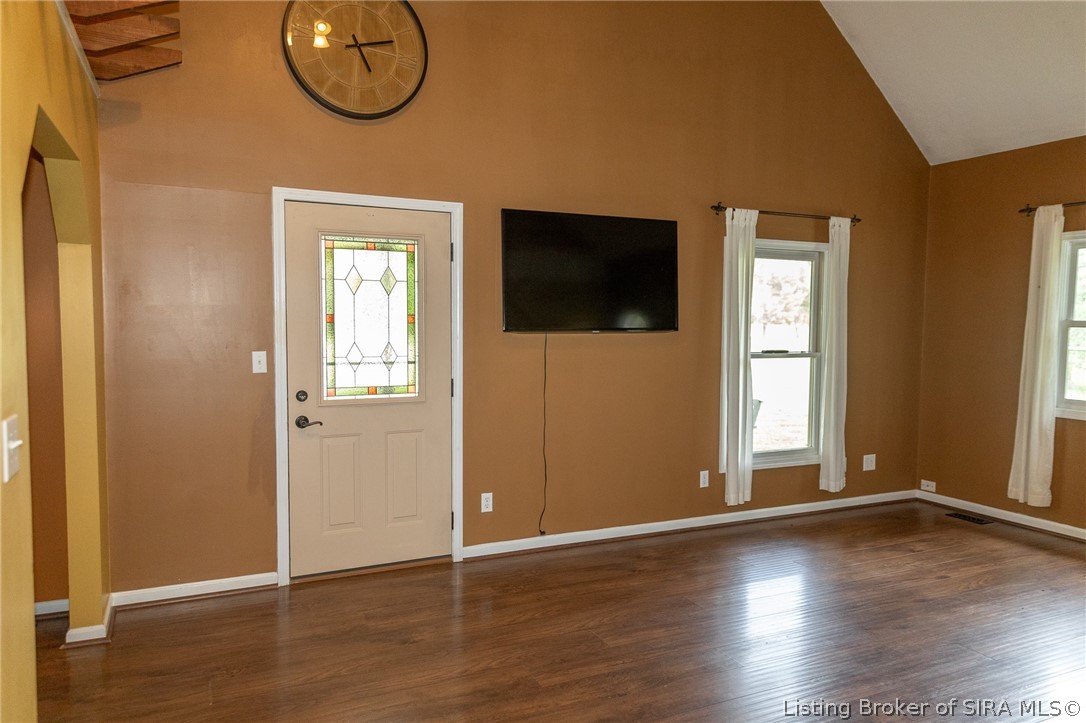 10242 West Polk Road Lexington, IN 47138 - Photo 5 of 56