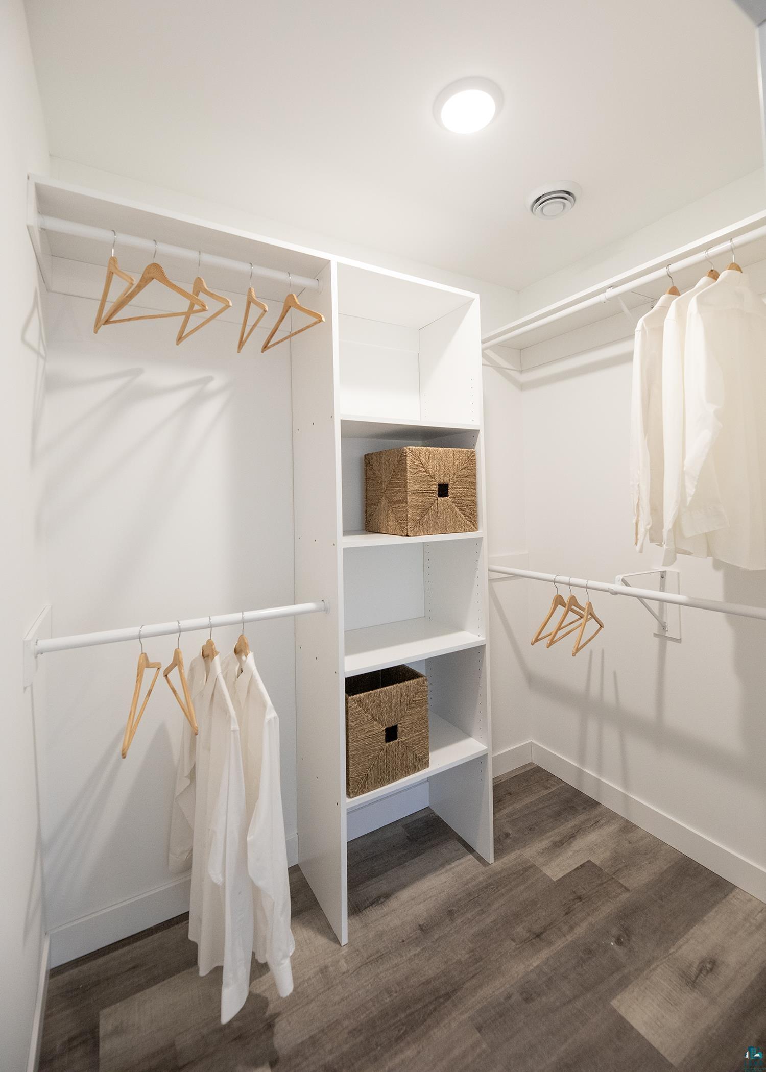 2 Michelle Lane Esko, MN 55733 - Photo 20 of 23 Primary Bedroom Walk-In Closet