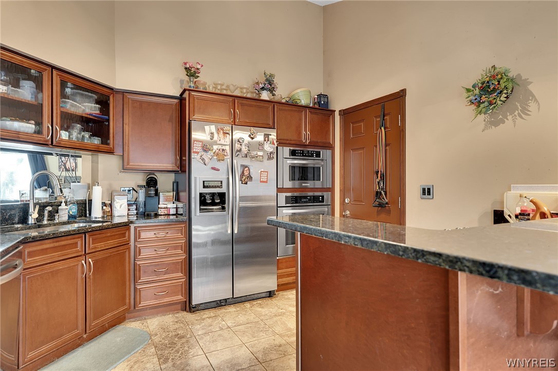 255 Warner Road Lancaster, NY 14086 - Photo 13 of 31