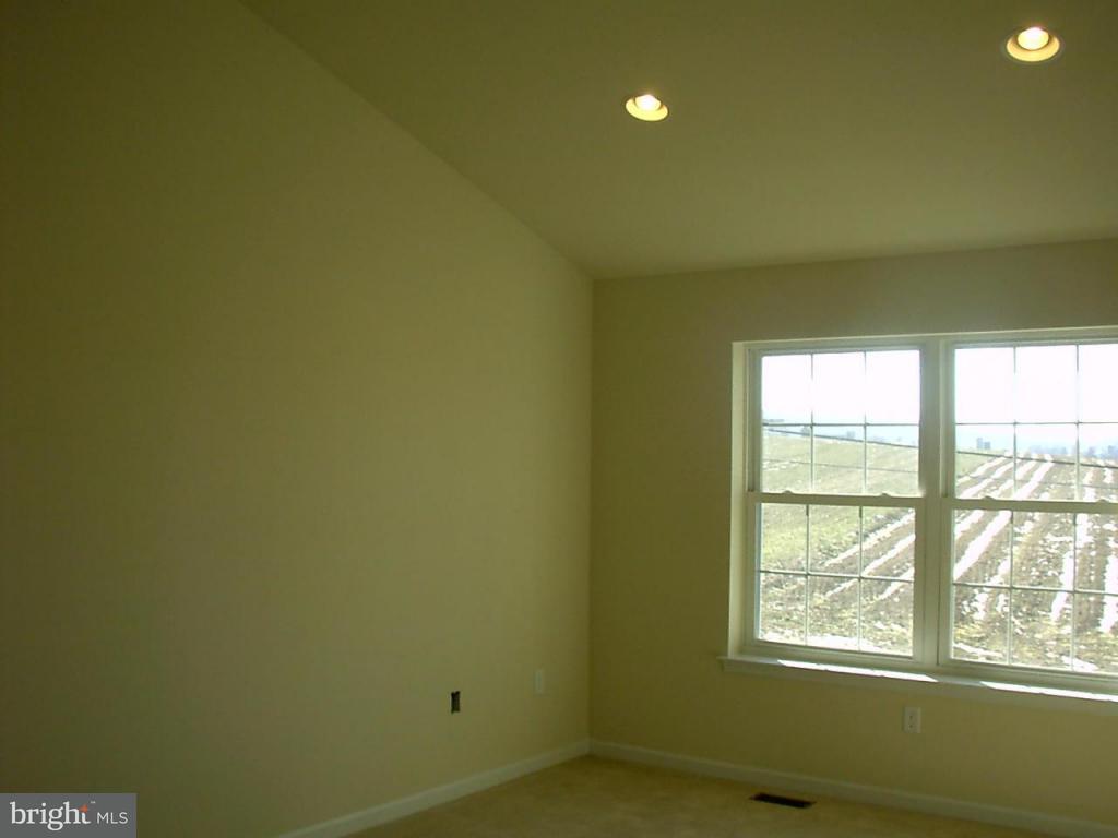 235 Mill Road, Unit L 16 Morgantown, PA 19543 - Photo 6 of 7 Gallery Image 6