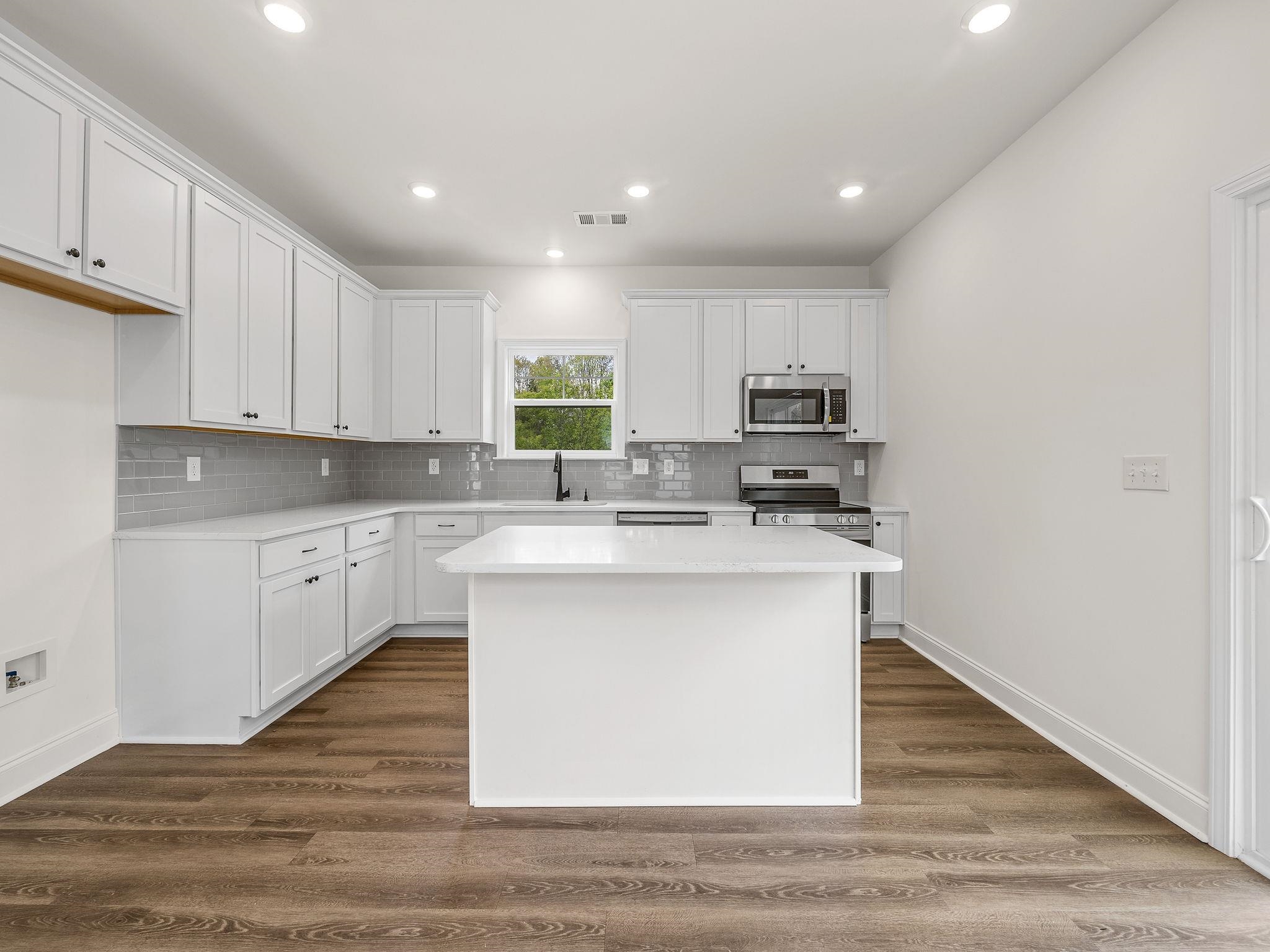 311 Ponder Road Greer, SC 29651 - Photo 15 of 41