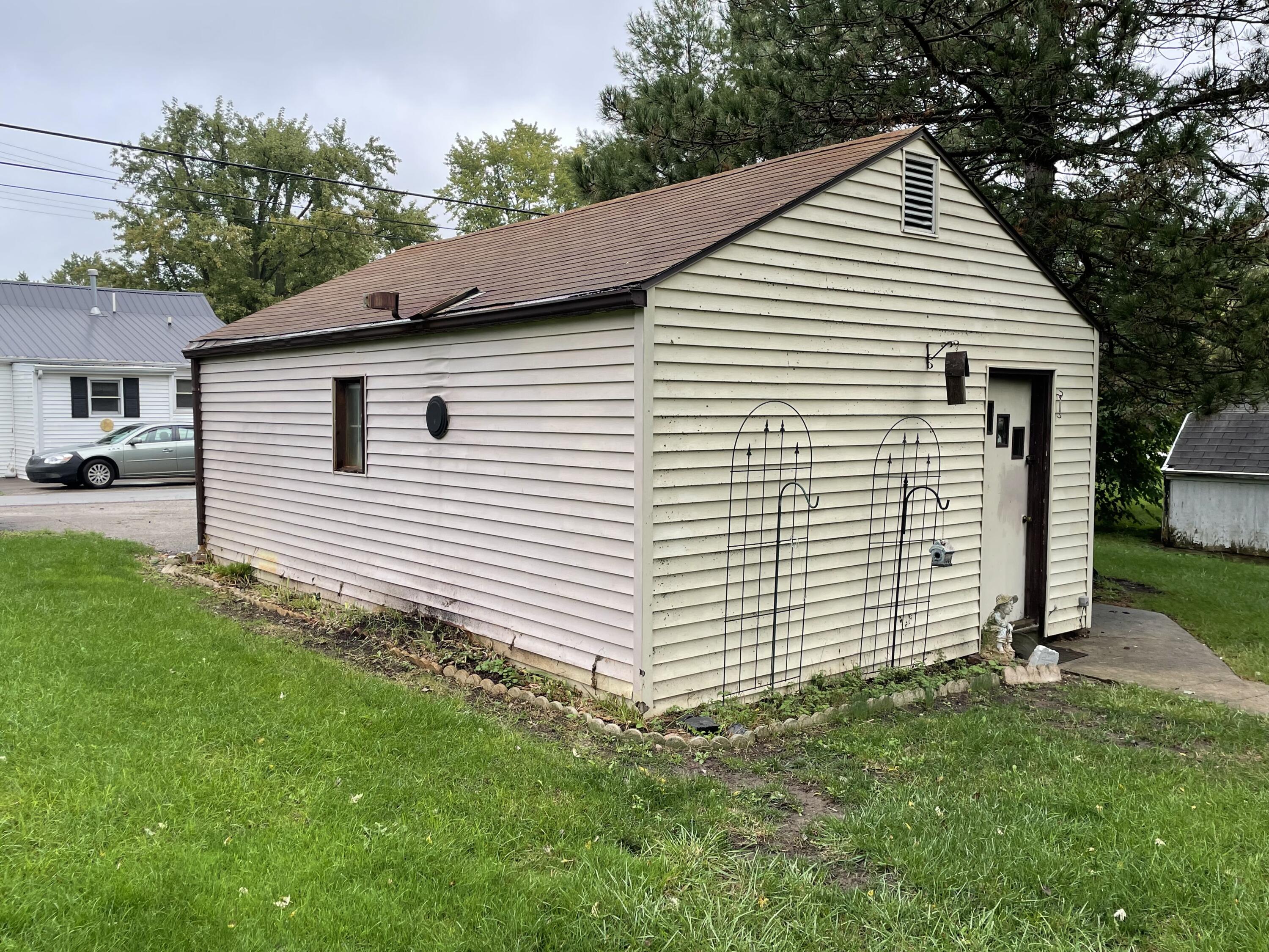 69 West Riley Road Montezuma, OH 45866 - Photo 11 of 34