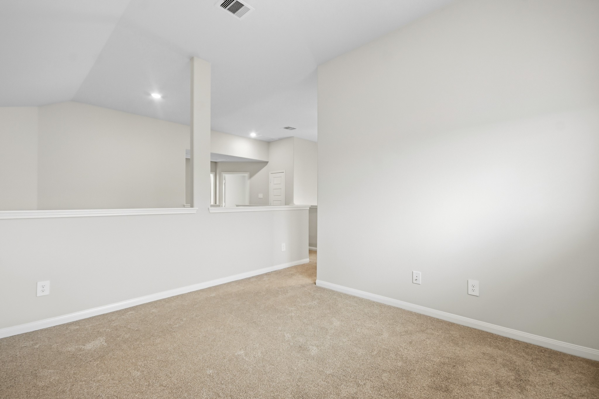 10723 Clfs Vw Drive Rosharon, TX 77583 - Photo 26 of 50 Upstairs Gameroom!