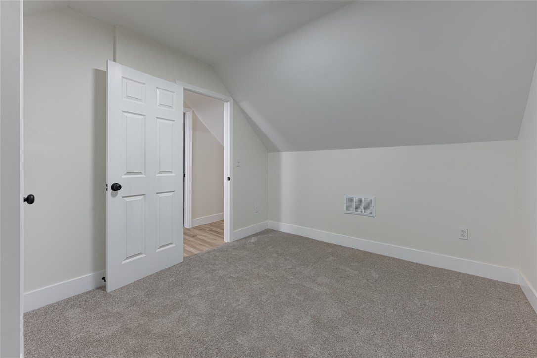 5618 Prentice Street Cincinnati, OH 45227 - Photo 24 of 34