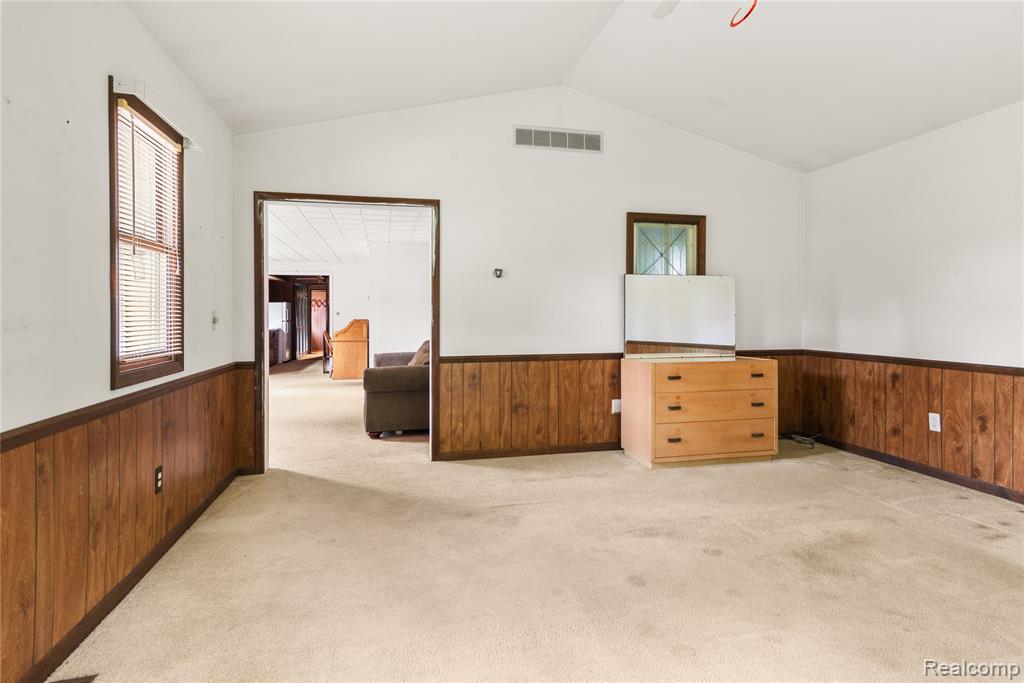 3852 Alida Avenue Rochester Hills, MI 48309 - Photo 8 of 20