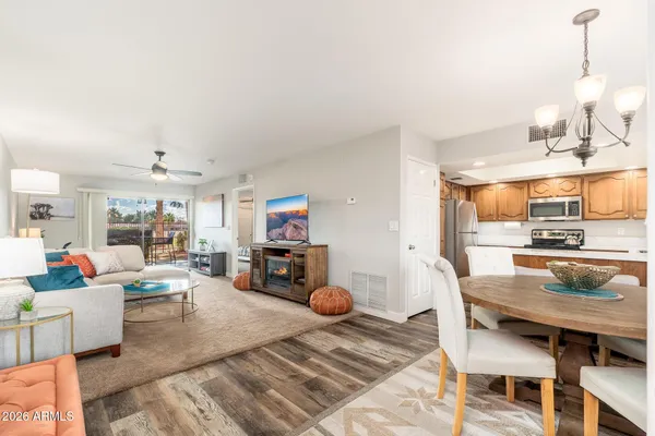 $275,000 | 12212 North Paradise Village Parkway West, Unit 129, Phoenix, AZ 85032