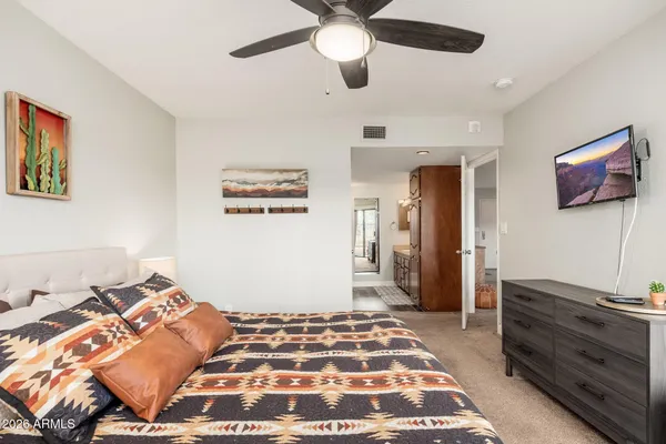 $275,000 | 12212 North Paradise Village Parkway West, Unit 129, Phoenix, AZ 85032