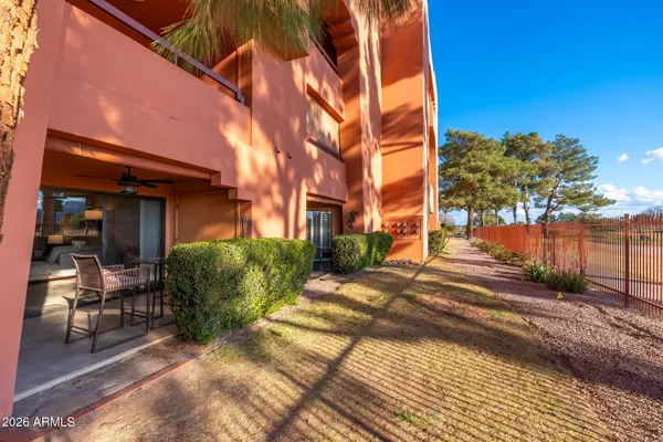 $275,000 | 12212 North Paradise Village Parkway West, Unit 129, Phoenix, AZ 85032