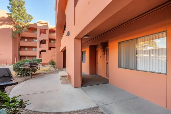$275,000 | 12212 North Paradise Village Parkway West, Unit 129, Phoenix, AZ 85032