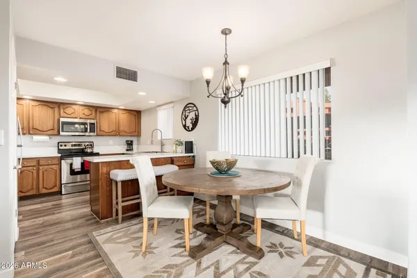 $275,000 | 12212 North Paradise Village Parkway West, Unit 129, Phoenix, AZ 85032