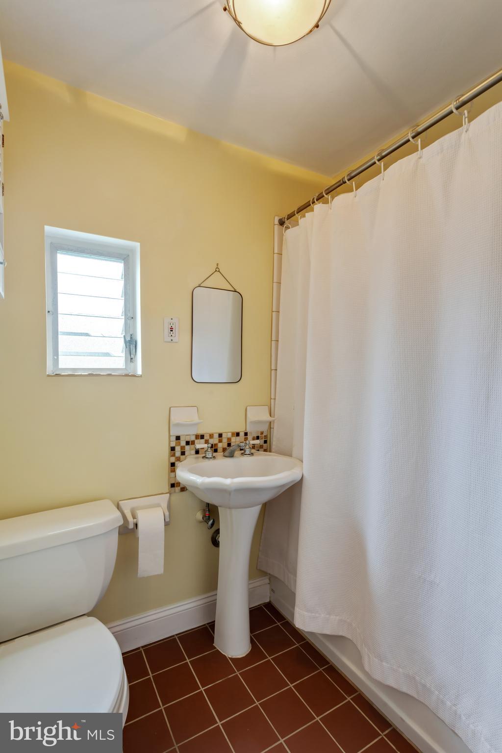 623 Dunkirk Road Baltimore, MD 21212 - Photo 29 of 36