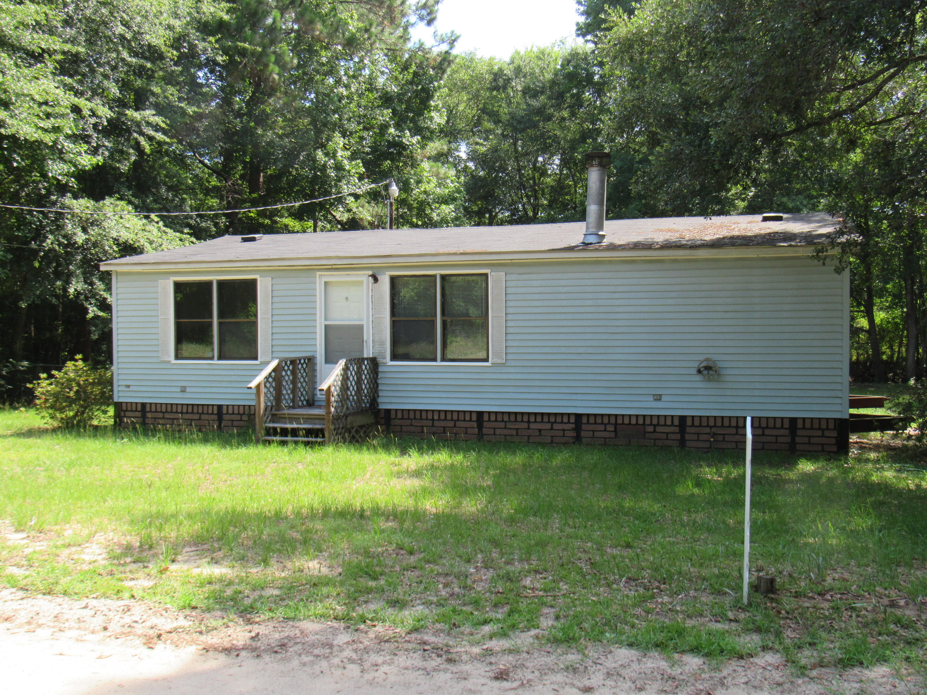 212 Shad Row Drive Ridgeville, SC 29472 - Photo 8 of 10 2015-06-29 10.49.57