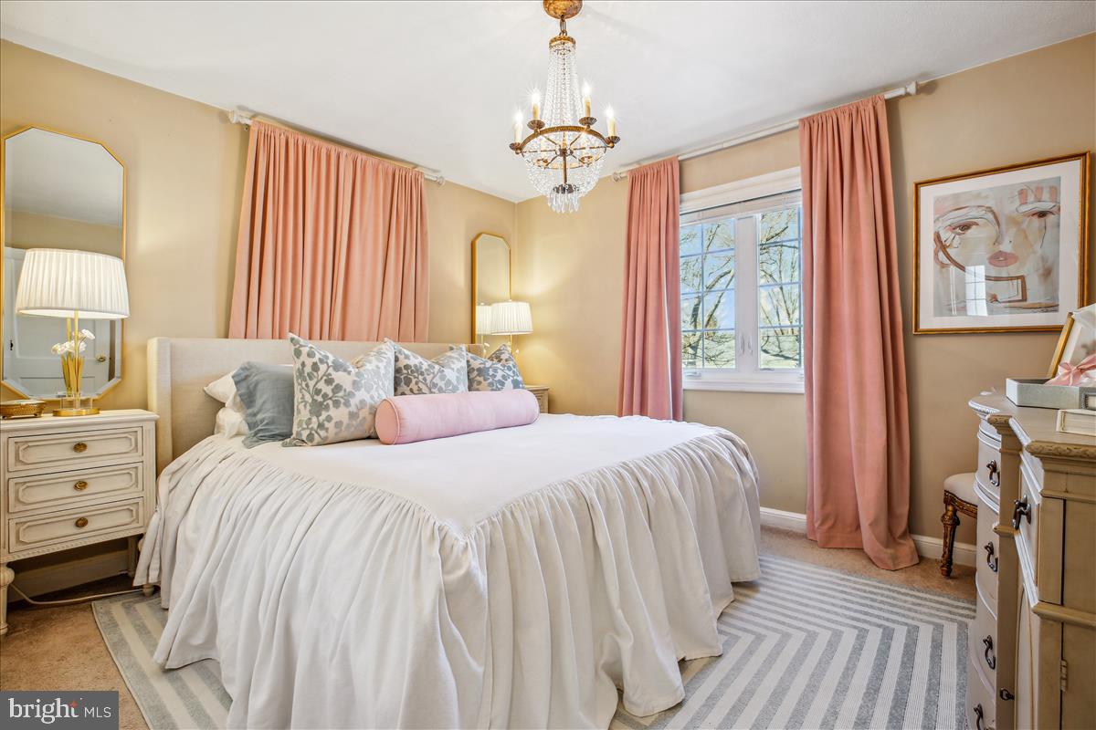 10107 Crestwood Road Kensington, MD 20895 - Photo 23 of 59 Bedroom