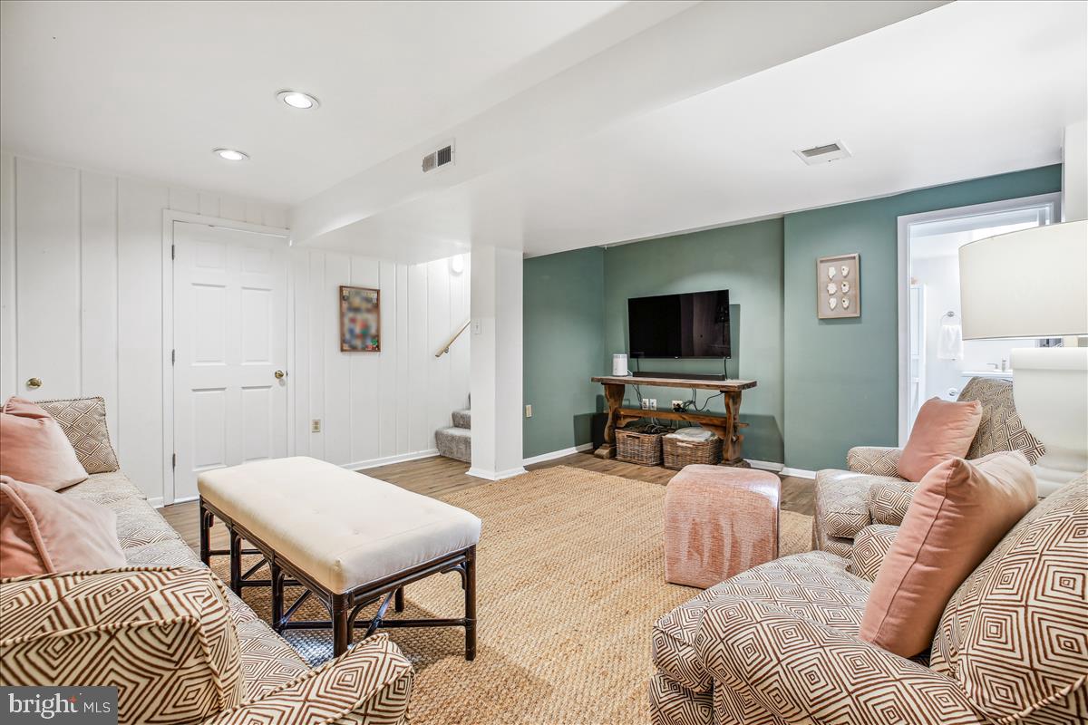 10107 Crestwood Road Kensington, MD 20895 - Photo 30 of 59 Recreation Room