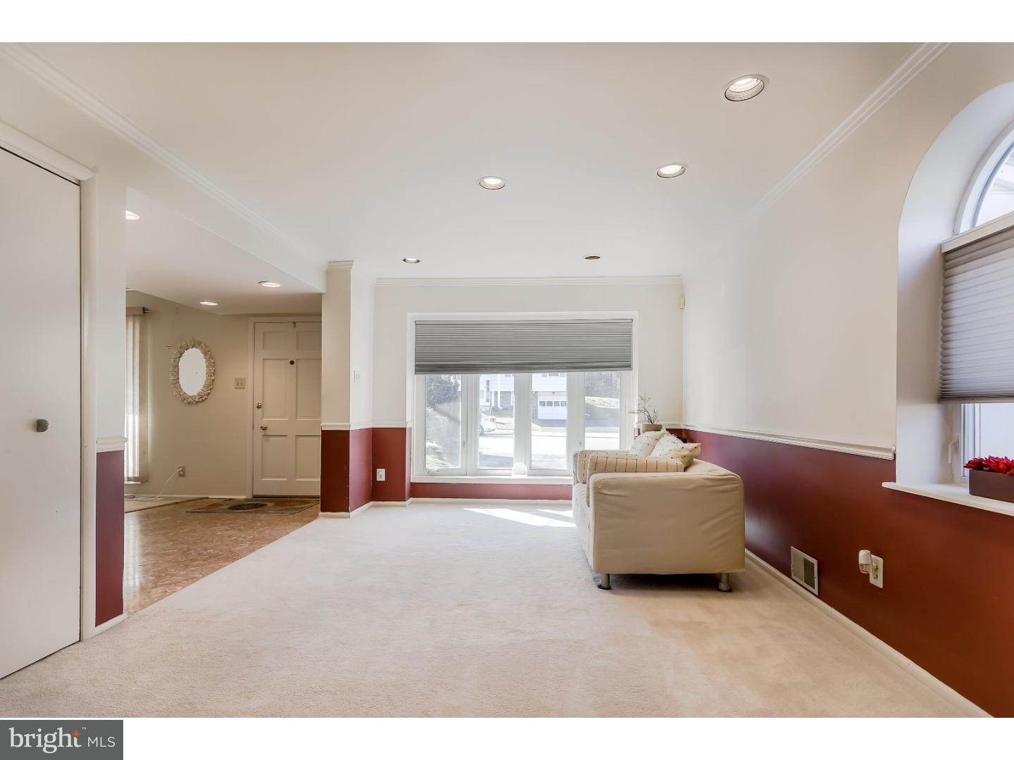 308 Golf Hills Road Havertown, PA 19083 - Photo 3 of 18