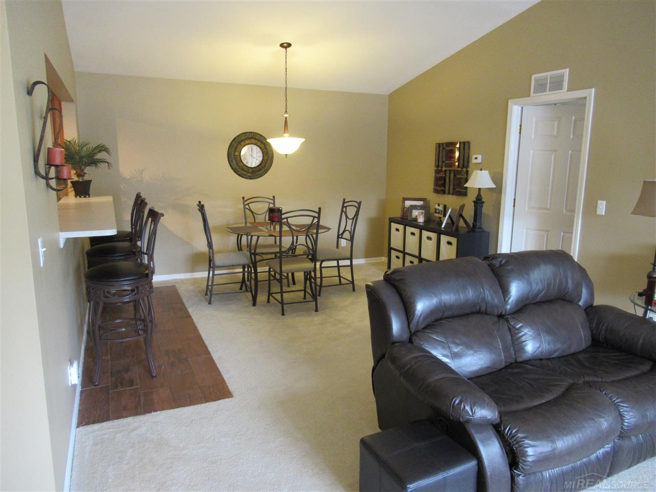 1898 Flagstone Circle Rochester, MI 48307 - Photo 11 of 33