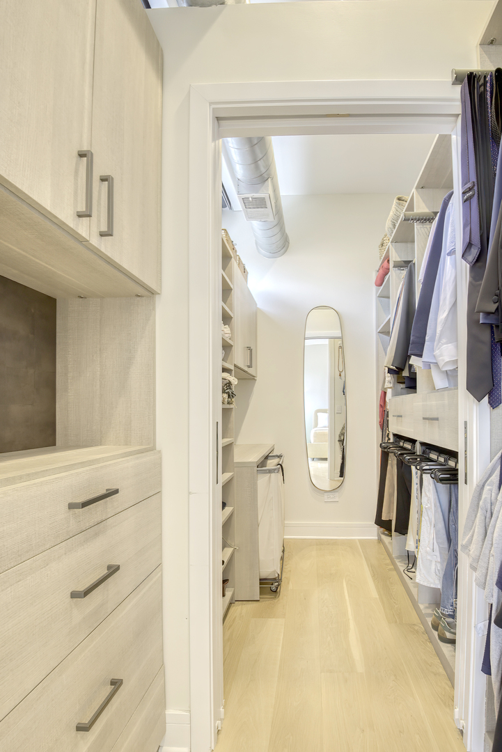 910 West Madison Street, Unit 904E Chicago, IL 60607 - Photo 35 of 56