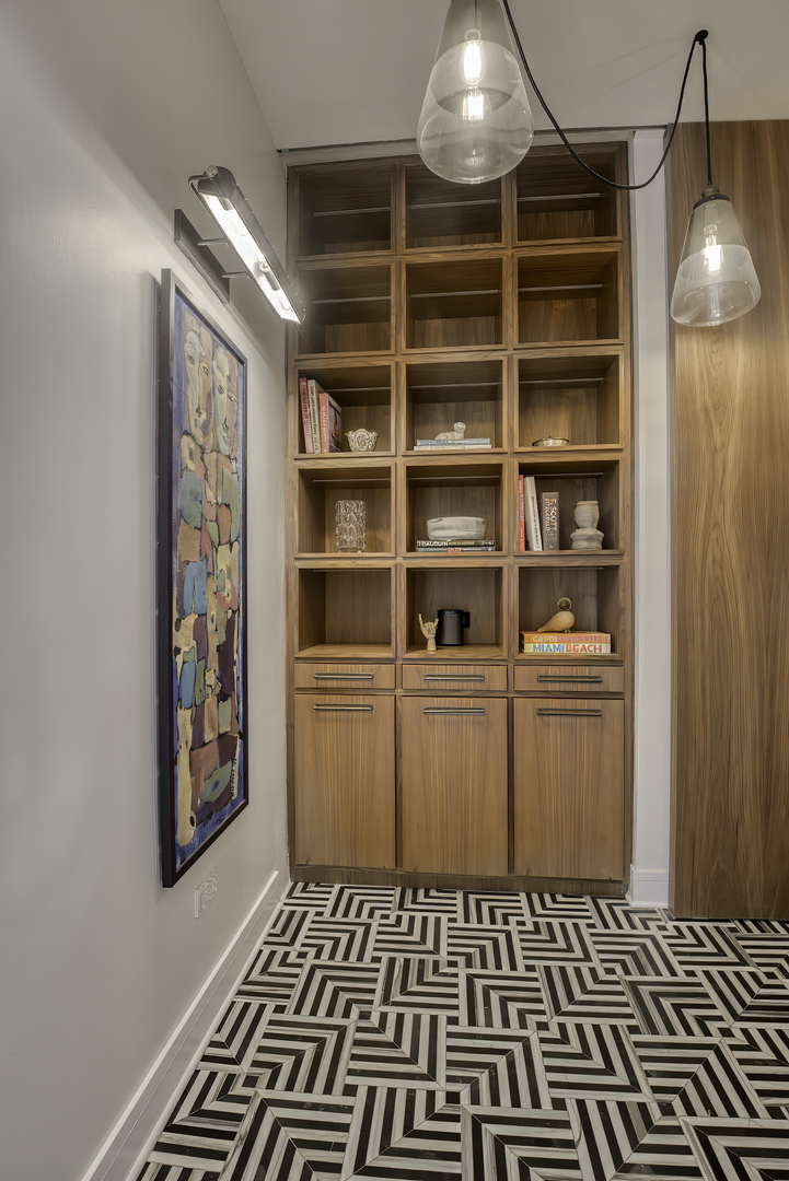 910 West Madison Street, Unit 904E Chicago, IL 60607 - Photo 7 of 56 a view of a room with shelves