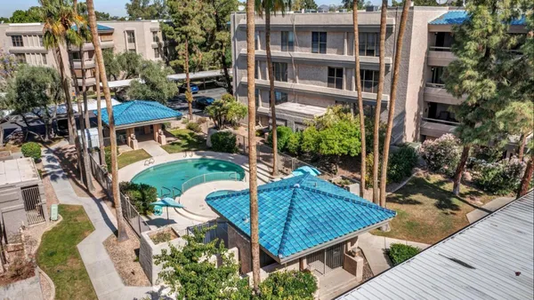 $2,000 | 5124 North 31st Place, Unit 517, Phoenix, AZ 85016