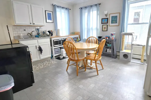 $469,900 | 176 High Street, Brattleboro, VT 05301