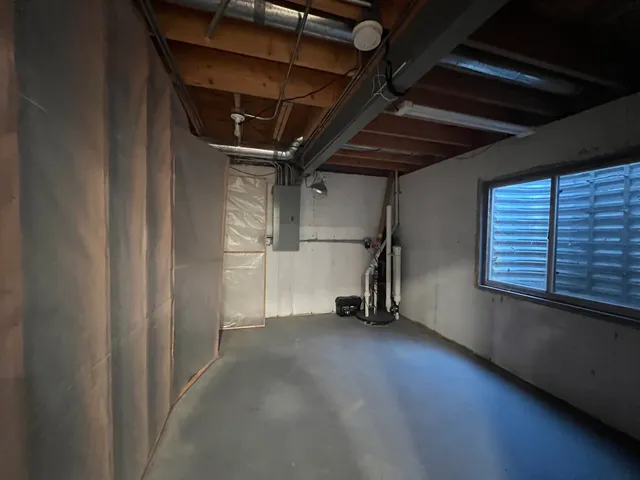 $2,800 | 11800 Niagra Lane, Huntley, IL 60142